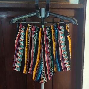 Cute casual shorts tribal print size L
